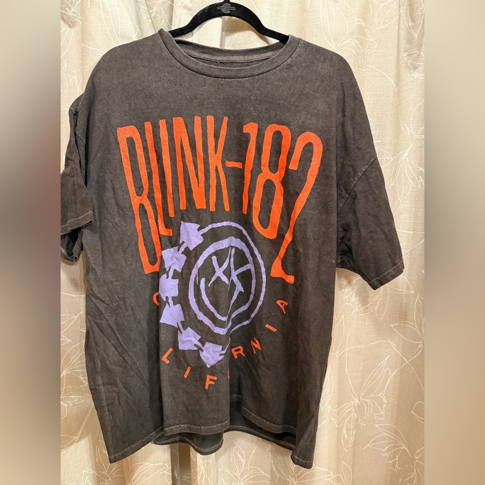 Graphic Men's Shirt - Black